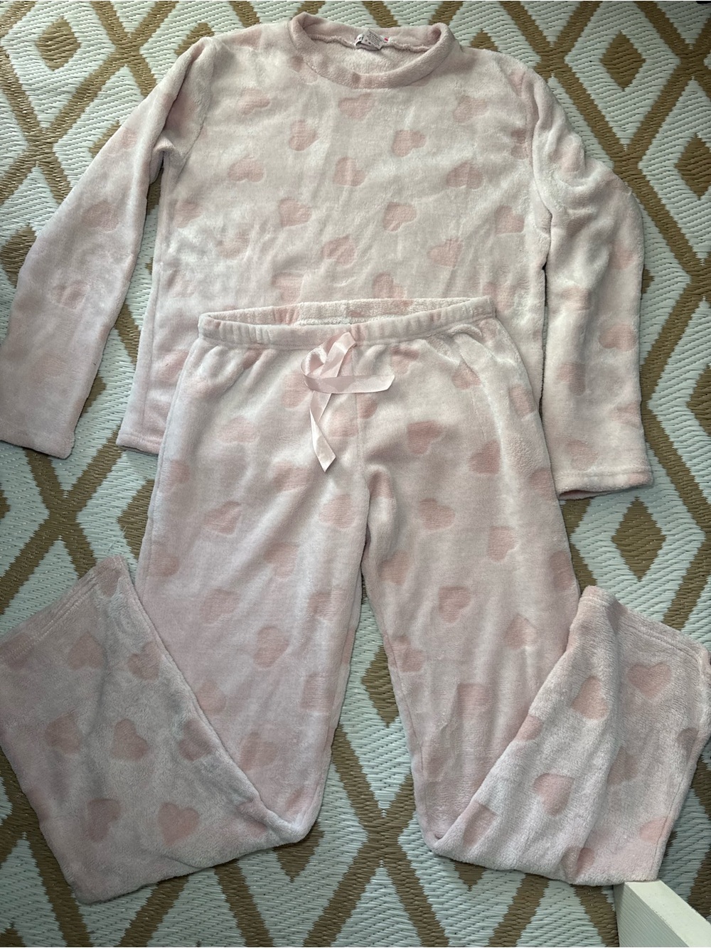 Plush Heart-Print Pajama Set - Light Pink